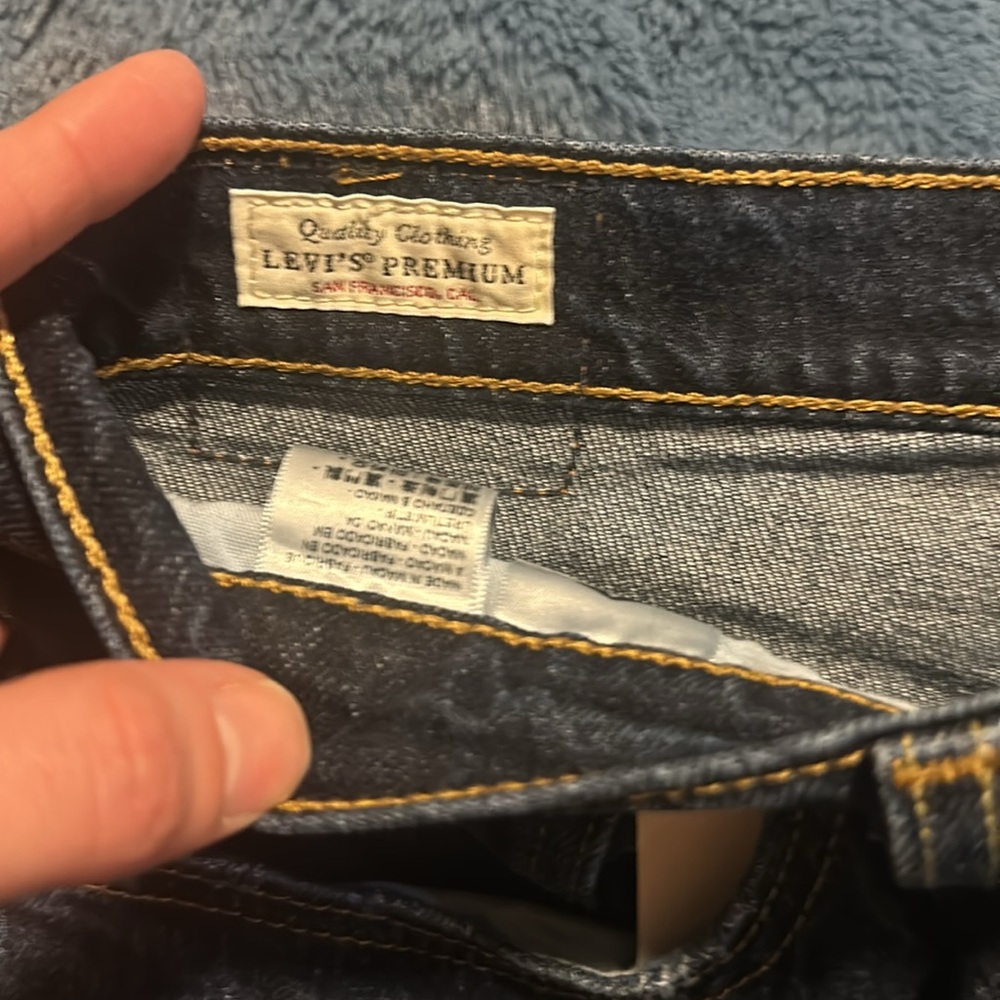 Levi’s Jeans - Picture 4 of 11